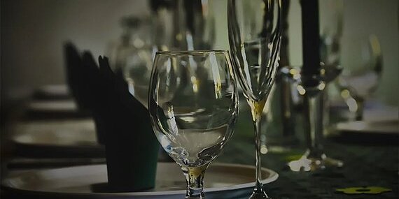 Dinner im Dunkeln
