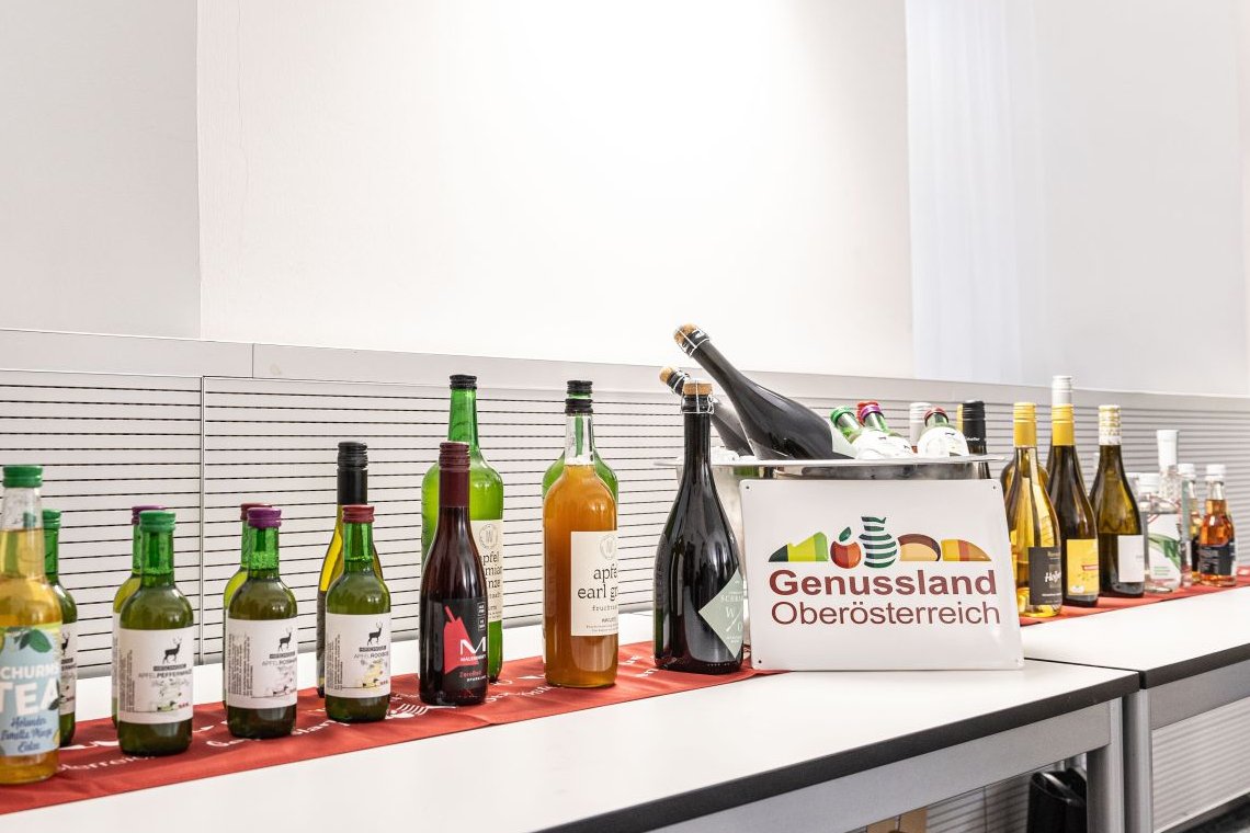 30 No & Wow Getränke von 14 verschiedenen Genussland Oberösterreich Partner:innen