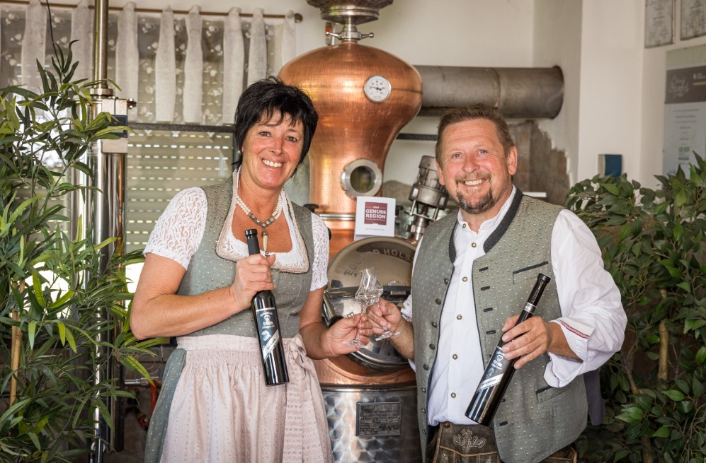 Hofdestillerie Dicker Detail Page Image No. 1