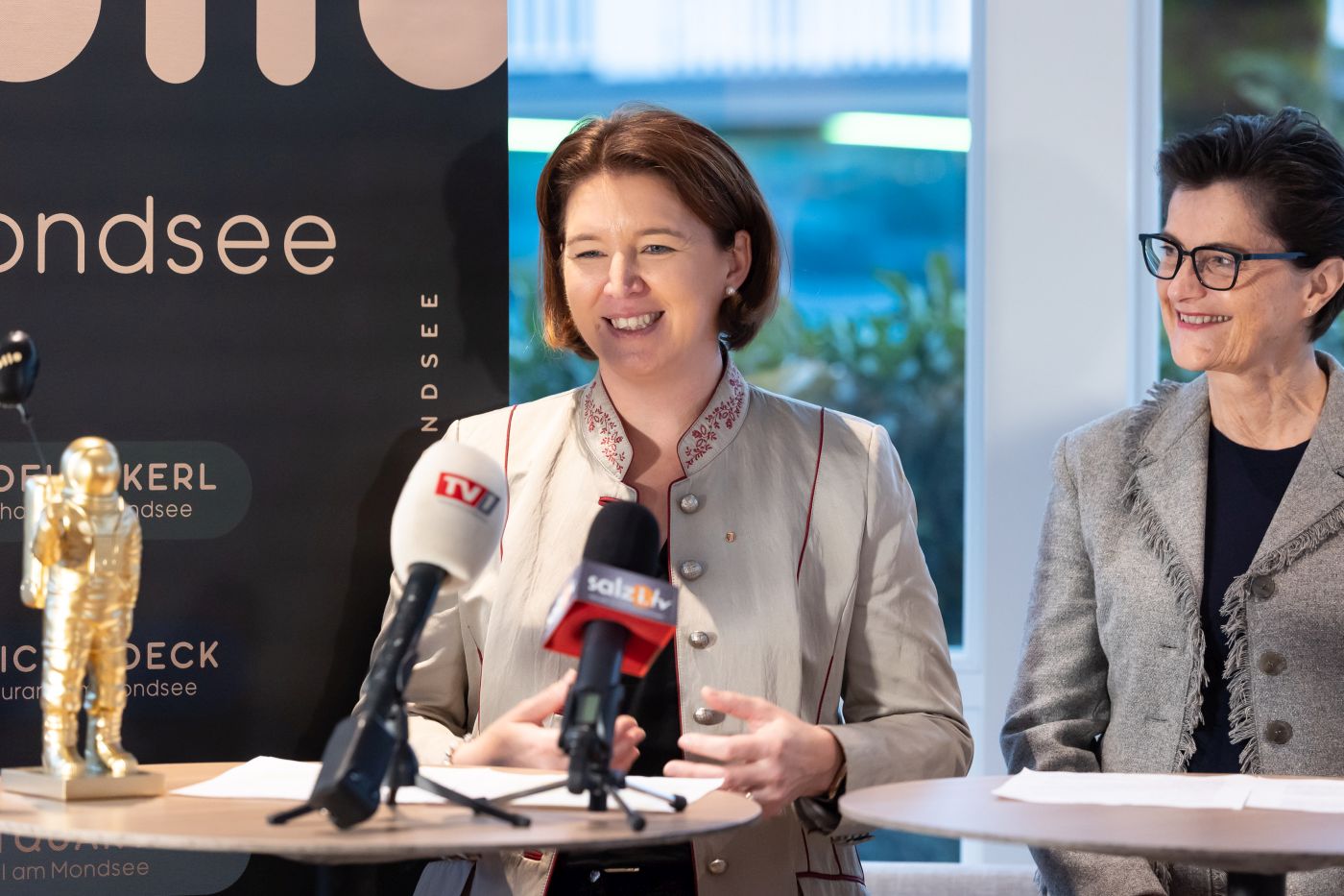 Landesrätin Langer-Weninger spricht auf der Pressekonferenz