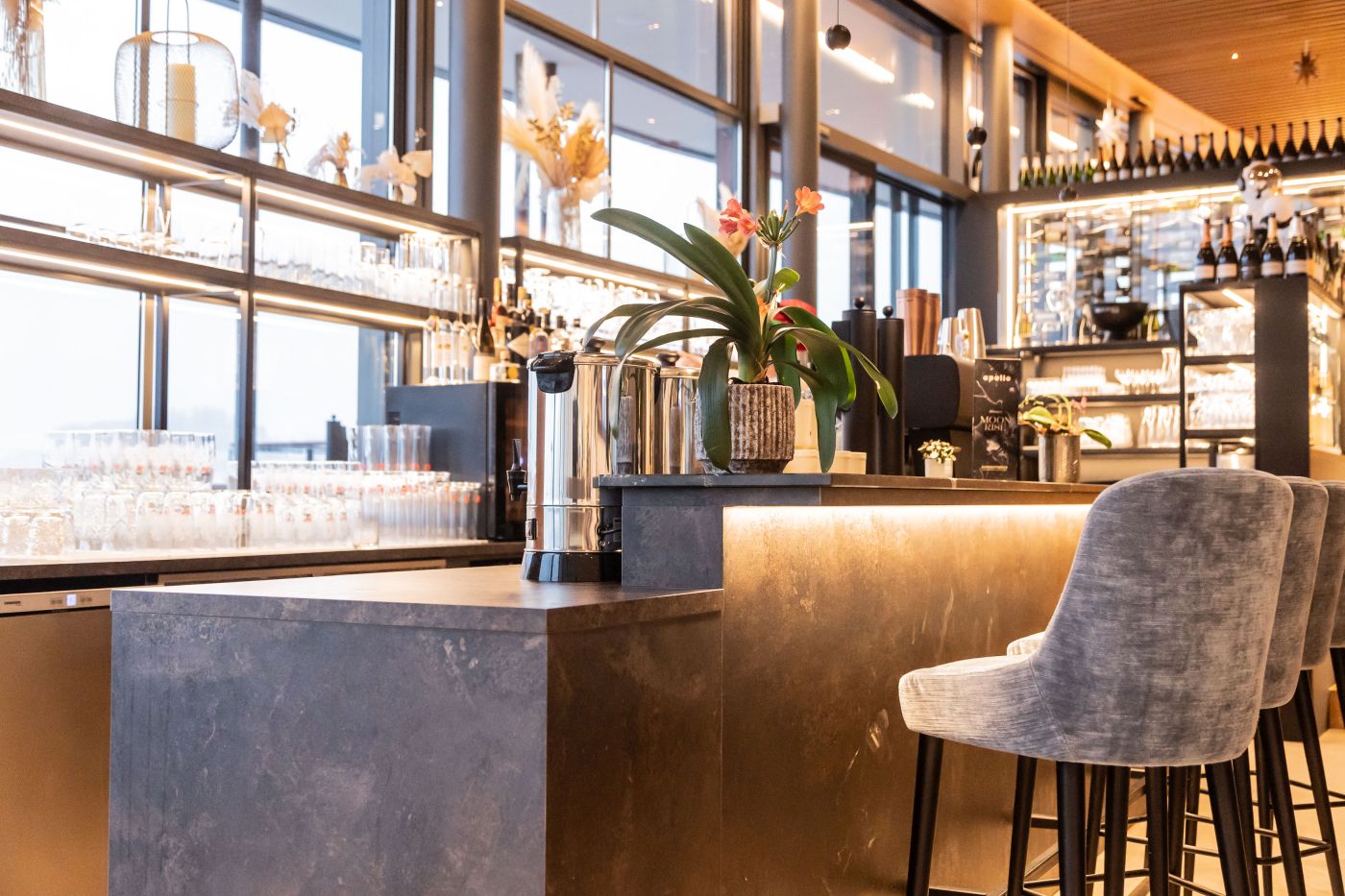 Barbereich im Apollo